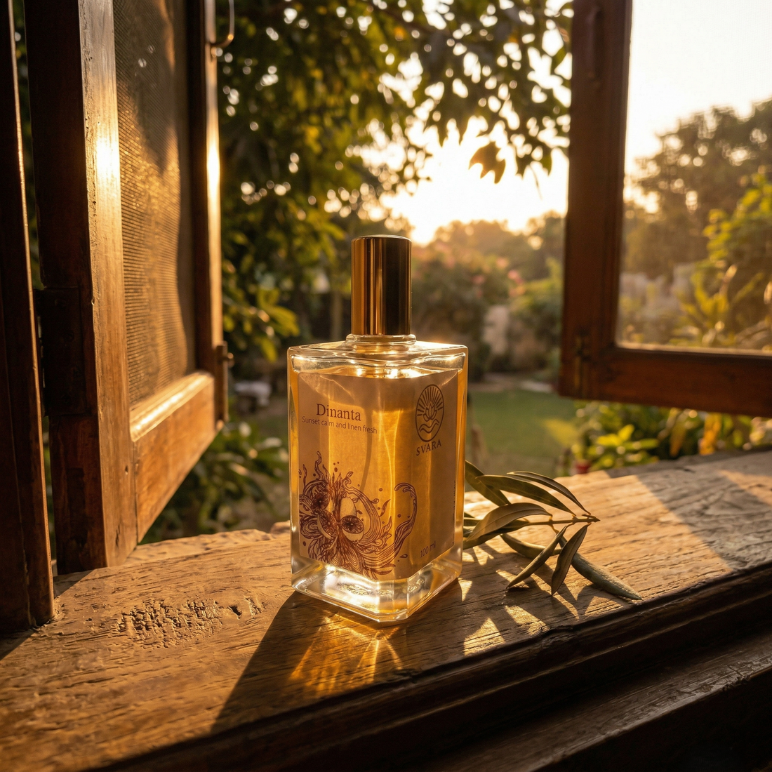 Svara alcohol free perfume bottle beside ingredient label, perfume ingredients to avoid clean beauty India